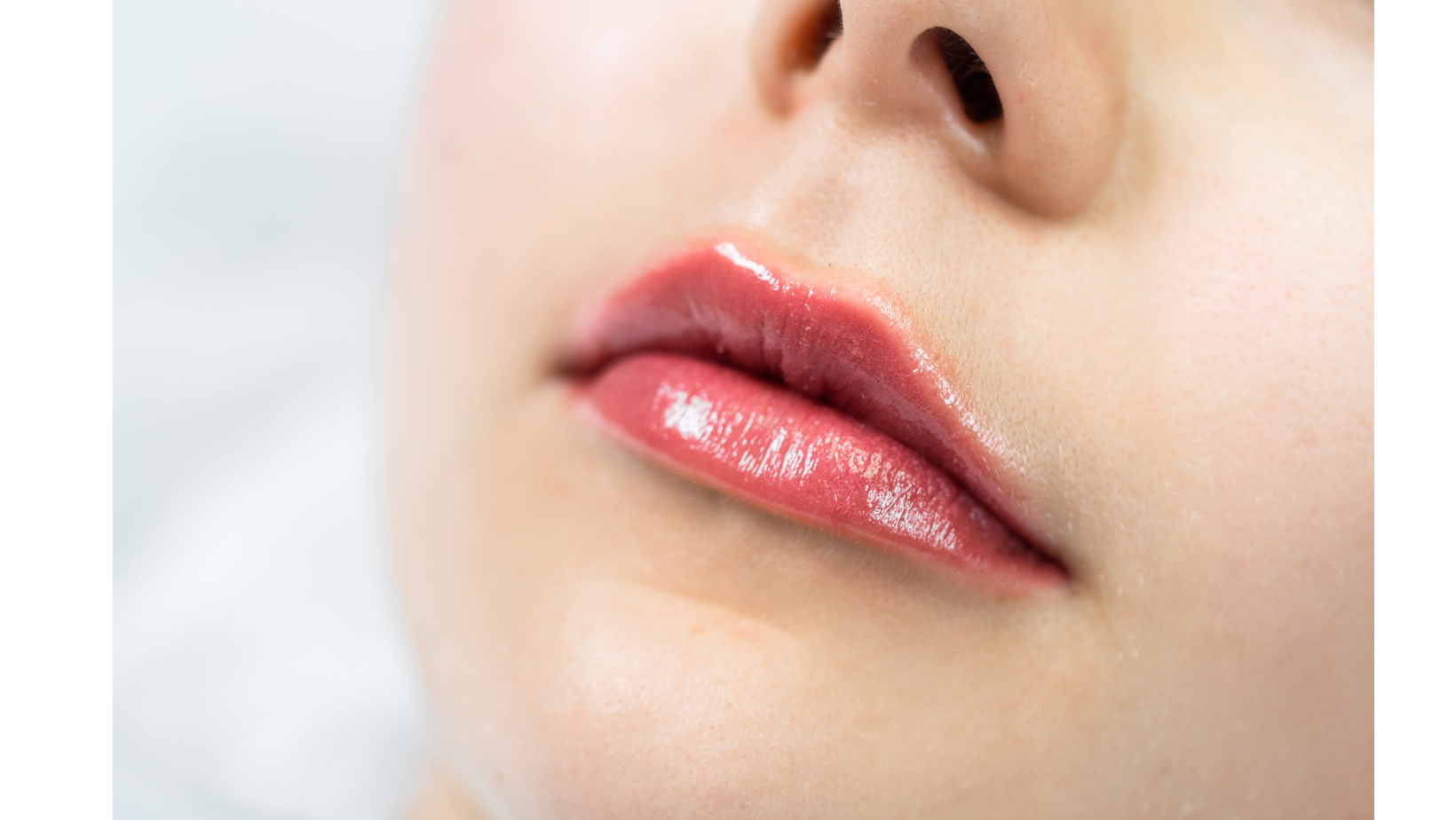Maquillage Premanent Lips Blushing
